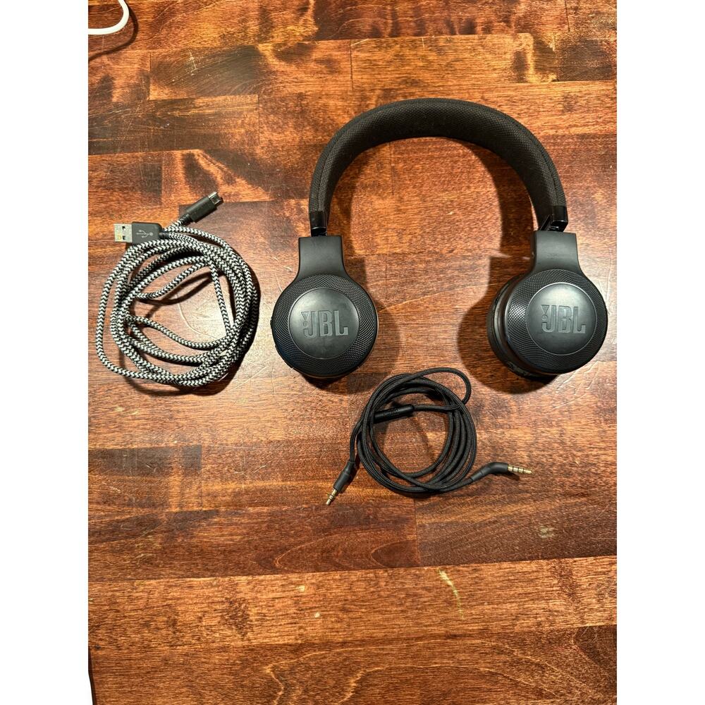 JBL E45BT On-Ear Headset - Blue - with 40mm Driver Wire and Ch Cable